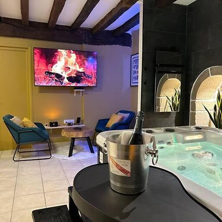 L'Etreinte, Gite De Charme Avec Jacuzzi Interieur Et Sauna Guéméné-sur-Scorff エクステリア 写真